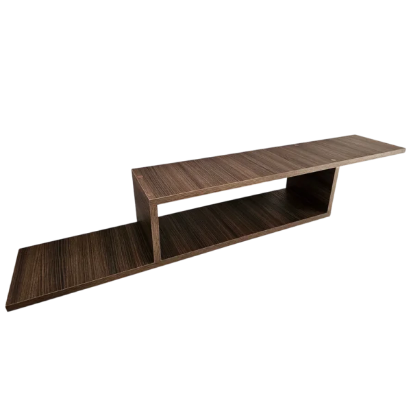 Étagère murale TV en bois couleur noyer, montrant son design asymétrique sur fond blanc.