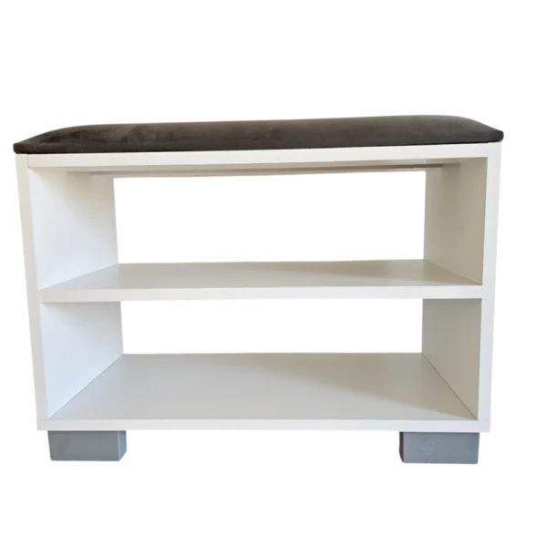 Porte chaussure banc blanc élégant avec une assise en velours gris foncé, vu de face sur un fond noir, montrant sa structure à deux niveaux de rangement.